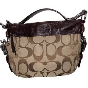 EUC Coach vintage Carly signature HOBO Bag brown leather and canvas